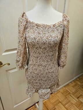 NEW VICI Cream Beige Stretch Cottage Ditzy Floral Bodycon Summer Mini Dress S
